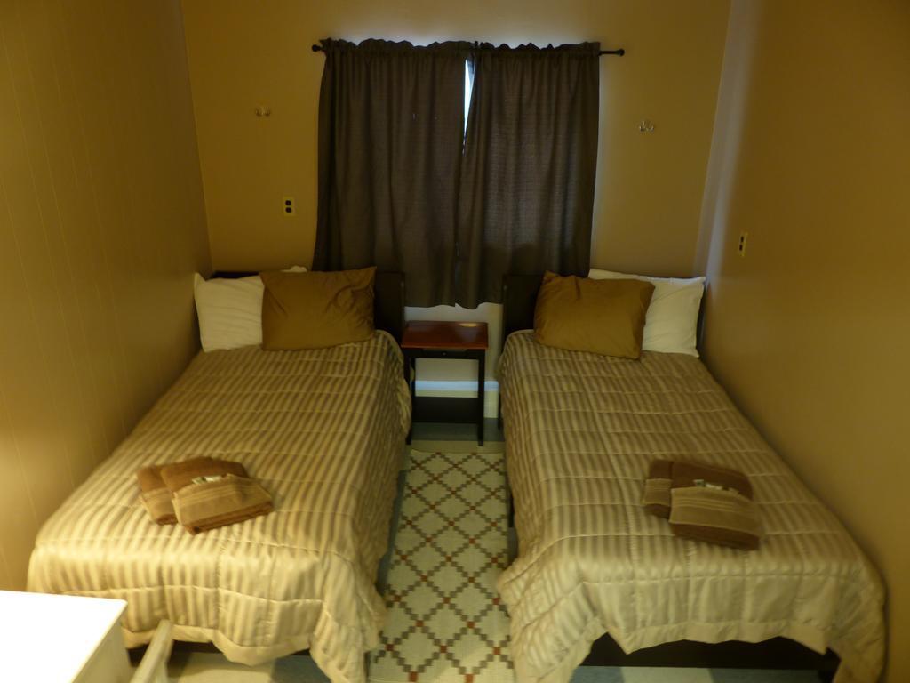 Bent Prop Inn & Hostel Of Alaska - Downtown Anchorage Ngoại thất bức ảnh