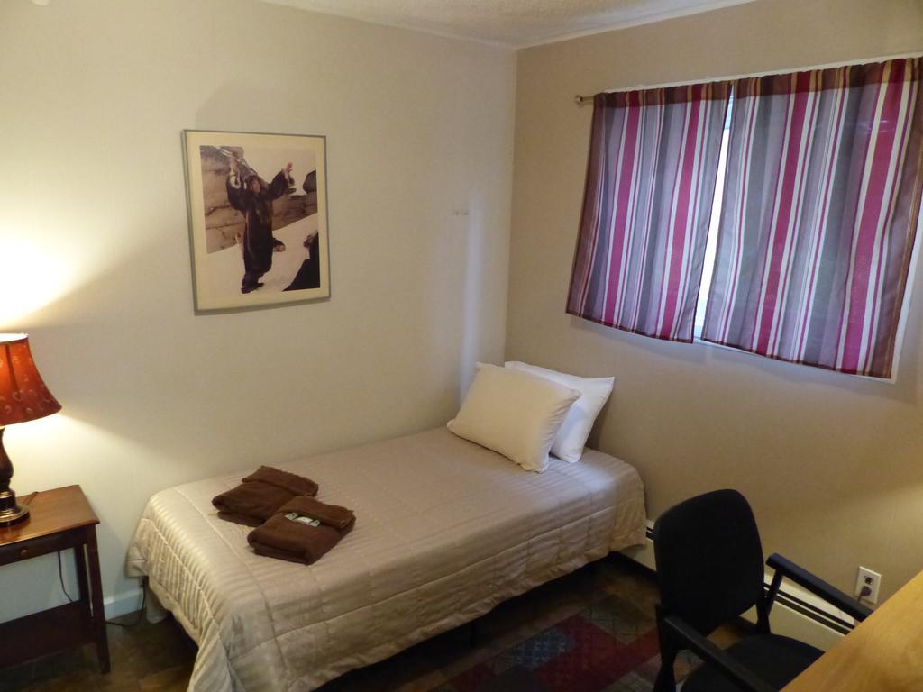 Bent Prop Inn & Hostel Of Alaska - Downtown Anchorage Ngoại thất bức ảnh