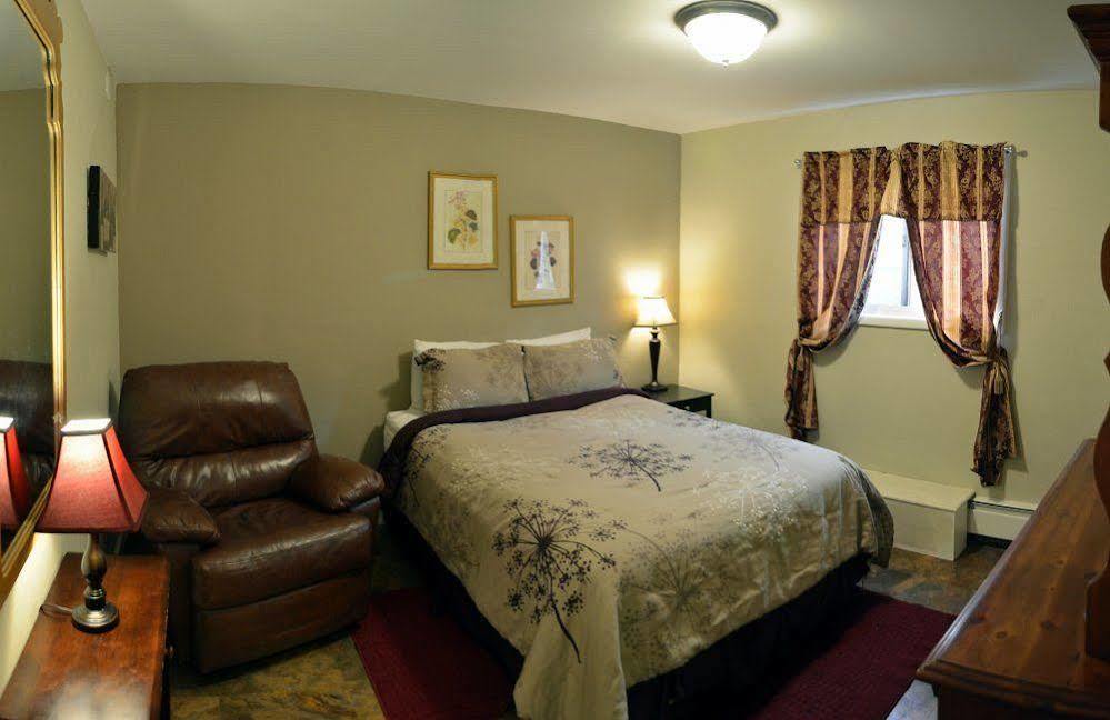 Bent Prop Inn & Hostel Of Alaska - Downtown Anchorage Ngoại thất bức ảnh